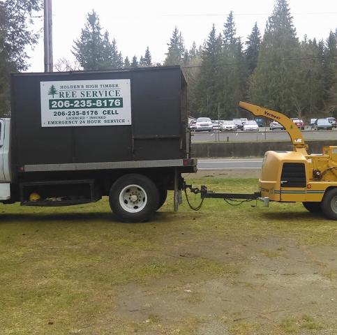 get the best maple valley tree trimming lot clearing services with these license