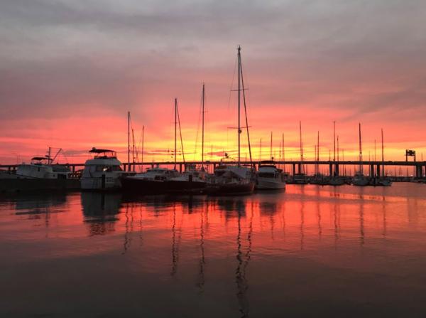 get the best charleston harbor yacht cruises amp historic private boat tours