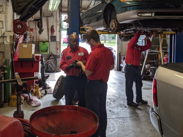 auto mechanic shop in pontiac mi launches brake pad and rotor replacement servic