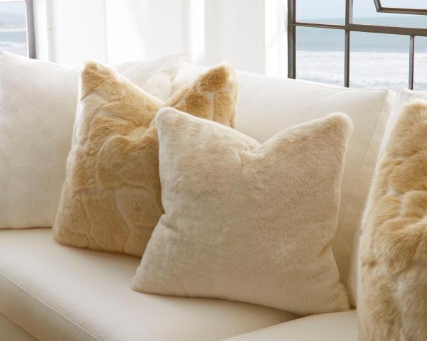 get expert buying advice amp guidance for pillows amp cushions from square feath